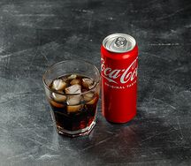 Кока Кола газированный