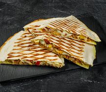 Кесадилья с курицей