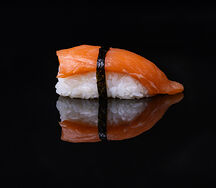 Нигири лосось