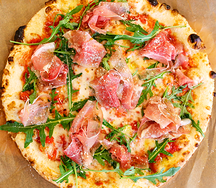 Пицца Прошуто крудо