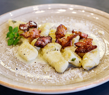 Ньокки панчетта