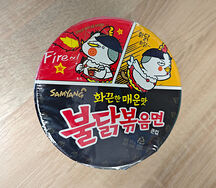 Лапша Buldak со вкусом жареной курицы