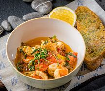 Креветки с чесноком