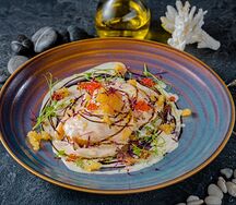 Равиоли с лобстером и соусом биск