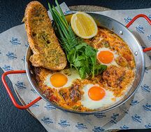 Шакшука с морепродуктами