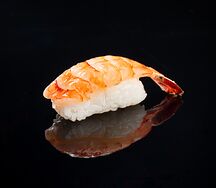 Суши с креветкой
