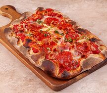 Римская пицца Мясная