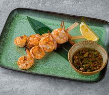 Креветки с соусом чимичурри