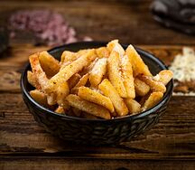 Картофель фри с пармезаном и трюфельным маслом