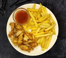 Картофель фри с курицей