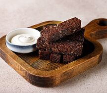 Гренки бородинские с чесноком