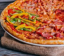 Пицца Кватро Стаджиони Россо Четыре сезона