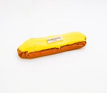 Эклер банановый