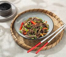 Соба с говядиной