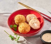 Рисовые шарики с курицей