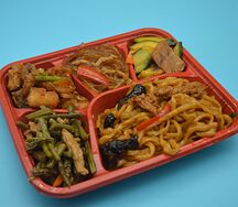 Лапша в кисло-сладком соусе