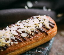 Эклер Сникерс