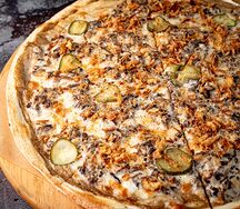 Пицца Жюльен с курицей