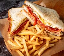 Сэндвич с ветчиной и пепперони