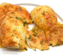 Кальмар, фаршированный грибами