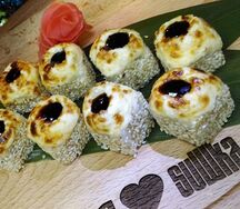 Нежный ролл с копченой курицей