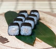 Норимаки со снежным крабом