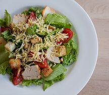 Цезарь с курицей