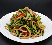 №430 Салат Кальмар со стрелками чеснока