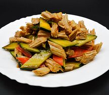 №409 Салат Соевое мясо с овощами