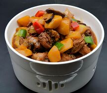 №502 Рубленые куриные окорочка с картофелем и грибами