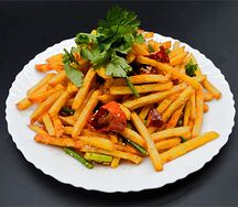 №447 Острый картофель фри со стрелками чеснока