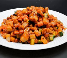 №494 Курица с арахисом и древесными грибами