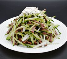 №437 Салат Говядина с огурцом под майонезом 