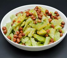 №412 Салат Острые очищенные огурцы с арахисом