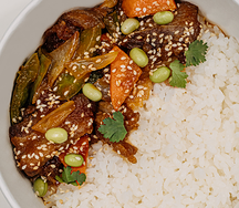 Рис с говядиной под соусом Лемонграсс