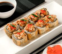 Темпурный ролл с угрем и тамаго