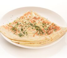 С сыром Моцарелла, зеленью, сливочным соусом