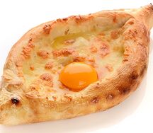 Хачапури по-аджарски