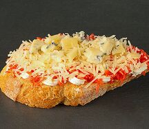 Брускетта Четыре сыра