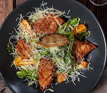 Цезарь с курицей
