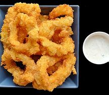 Кольца кальмара в сухарях