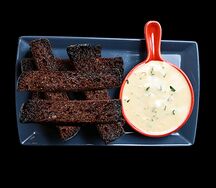 Гренки со сливочным соусом