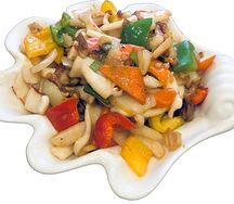 Жареные морепродукты с овощами