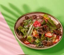 Салат Colibre с куриной печенью