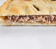 С мясом и осетинским сыром