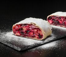 Штрудель с Яблоком и смородиной