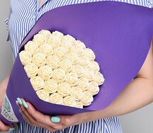 Сладкий букет из 37 шоколадных роз B37-F-B