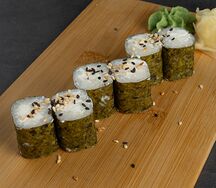 Маки с гребешками