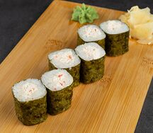 Маки с крабом