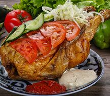 Цыпленок табака с овощами
